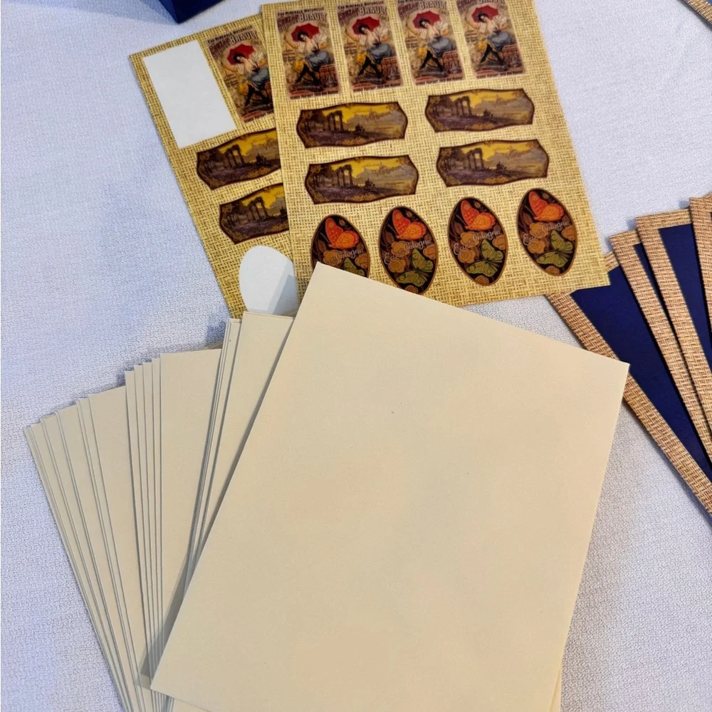 Vintage Style Stationery Set with Envelopes